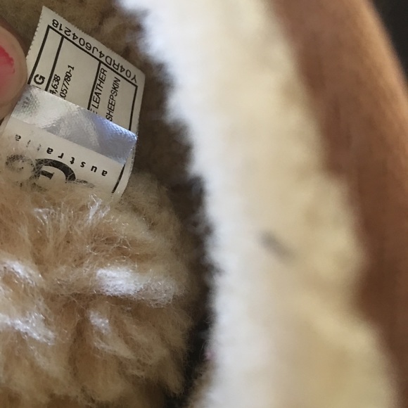 Ugg boots size 8 - Picture 5 of 8